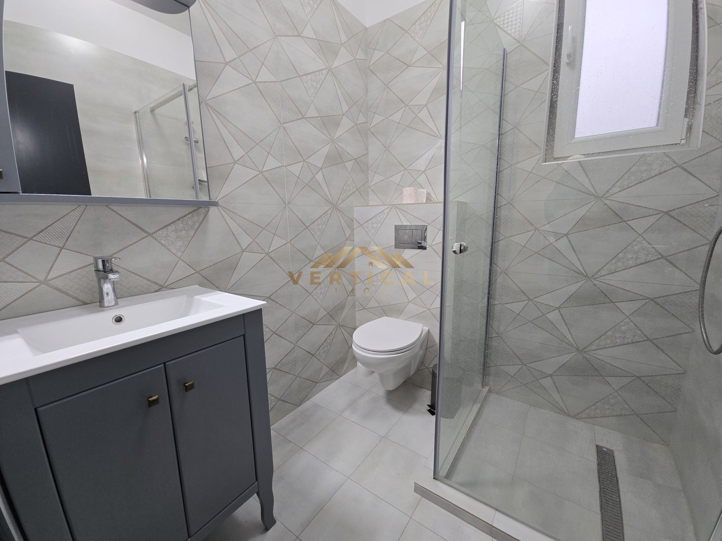 De vanzare / 3 Camere / 120m bulevard / Berceni/Vidra - Poză 4