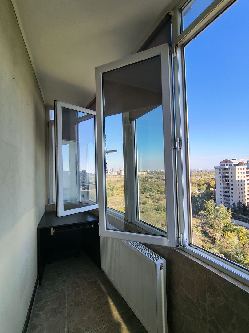 Delta Văcărești - Piața Sudului - Poză 12