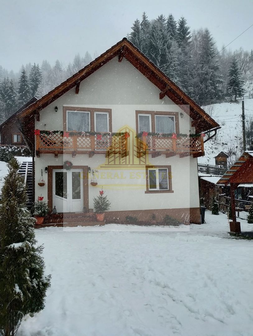 Casă de poveste în Moieciu de Sus - Poză 1