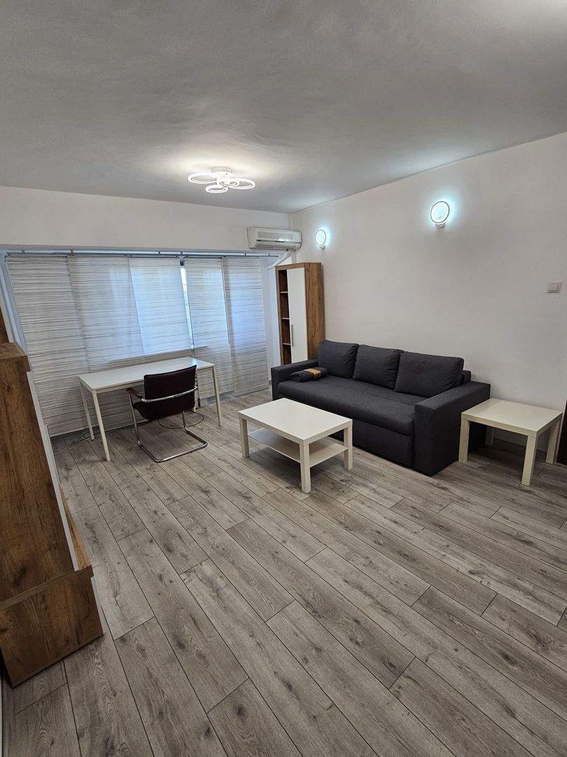 Apartament 3 camere Decebal PRIMA INCHIRIERE - Poză 2