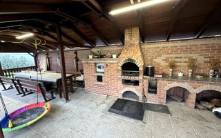 Proprietate impresionanta de vanzare cu mult teren in Santandrei - Poză 6