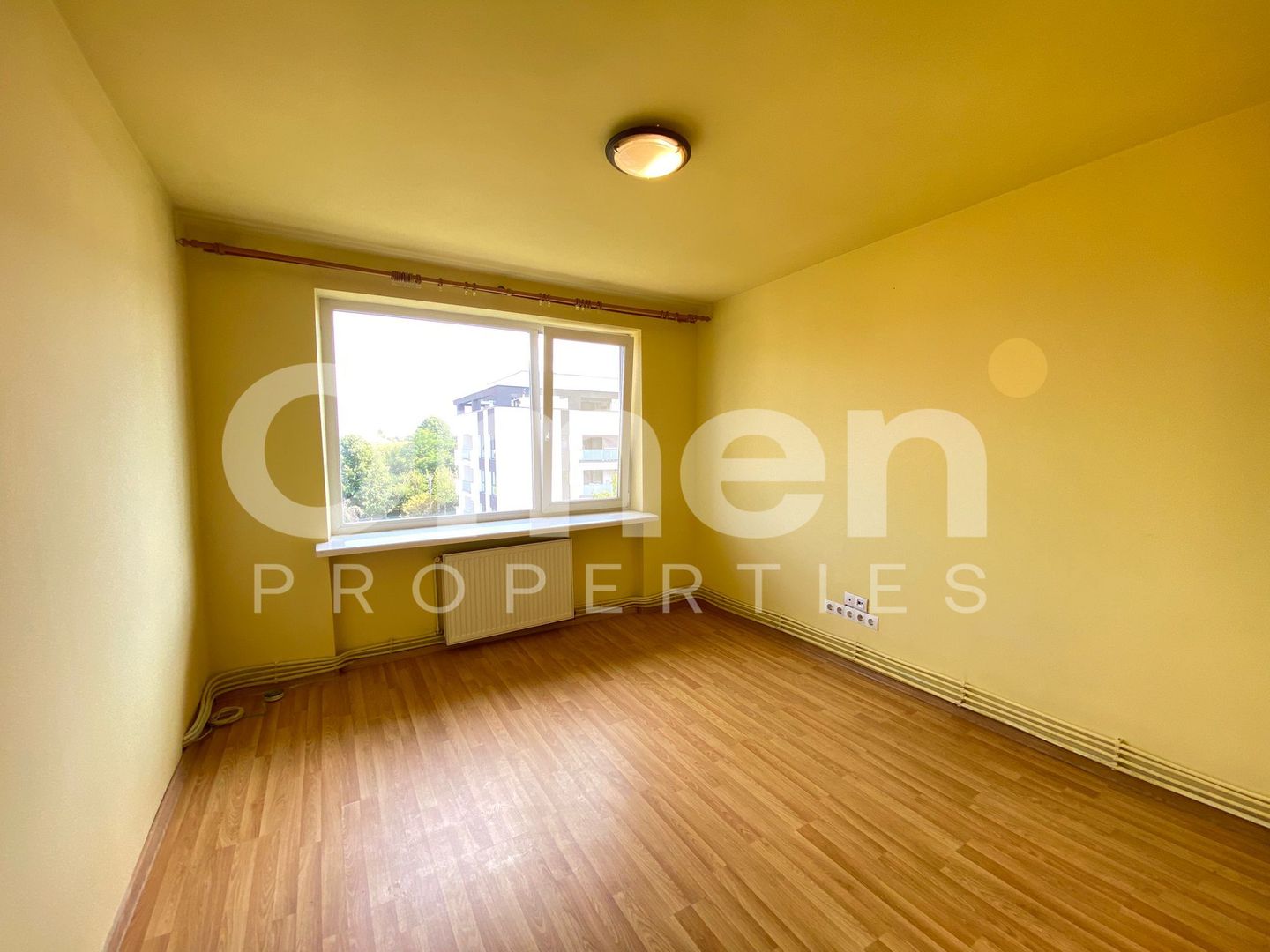 Apartament cu 3 camere / Semidecomandat / zona Petre Dulfu - Poză 6