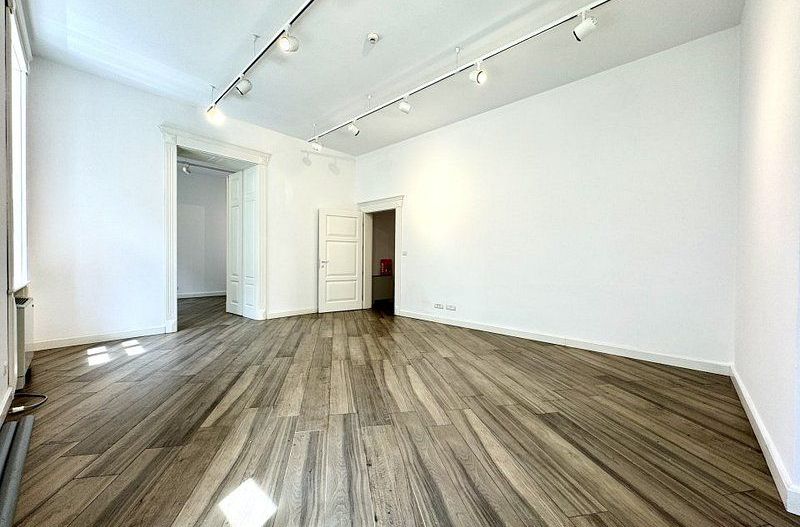 Birou elegant si spațios in Piața Unirii - Poză 5