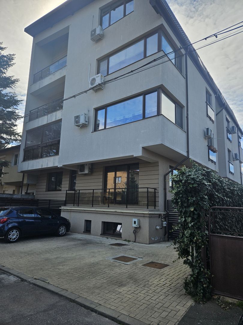 Apartament nemobilat - ideal spatiu comercial - Poză 9