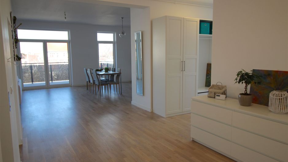 Apartament deosebit cu acces direct din lift - Poză 7