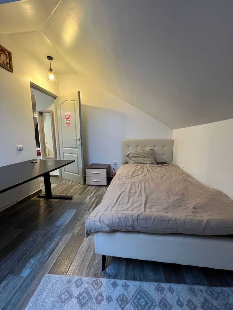 Apartament cu 3 camere - Poză 3