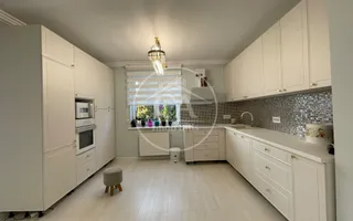 Casa de vanzare cu 10 camere in Santandrei, Bihor - Poză 28