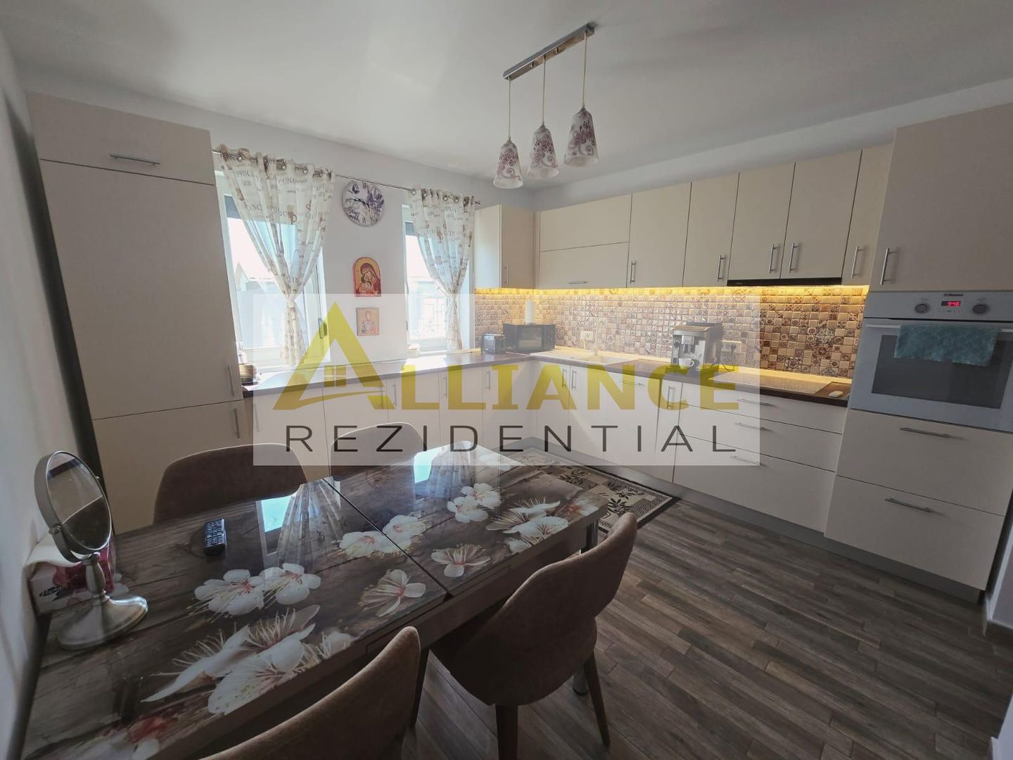 Casa individuala mobilata utilata ||3 camere 1 baie || teren 300mp - Poză 15