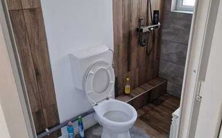 Casa complet renovata – ideala pentru locuinta, birouri sau investitie | - Poză 11