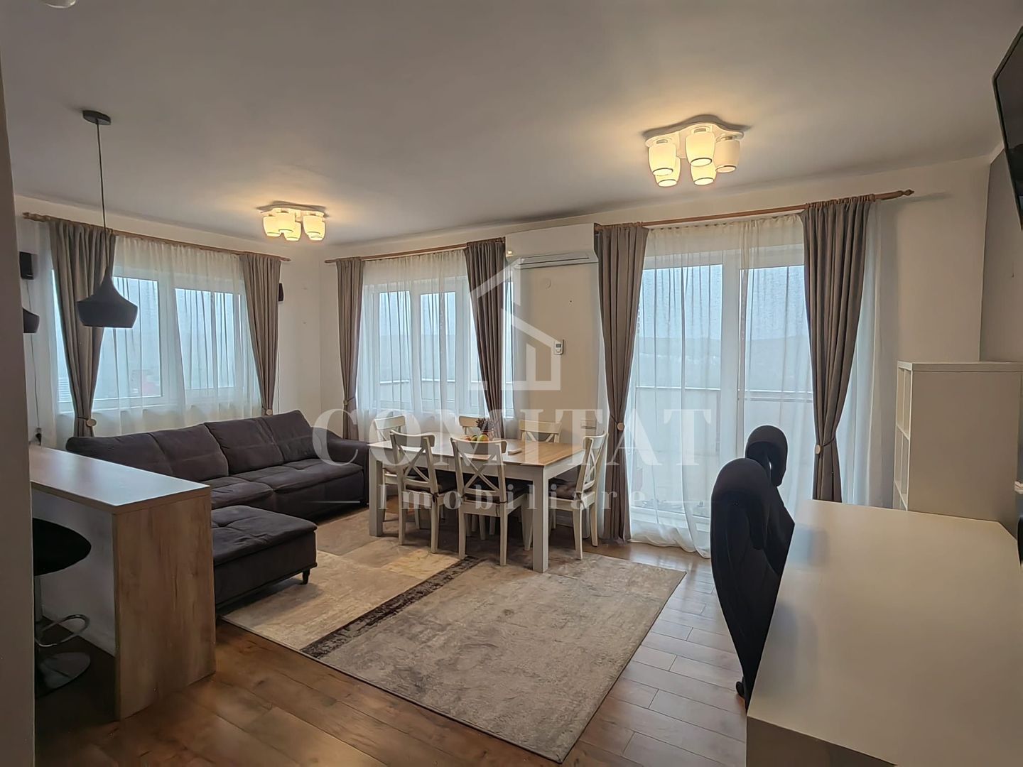 Apartament 3 camere | 2 locuri de parcare | Zona Vivo - Poză 1