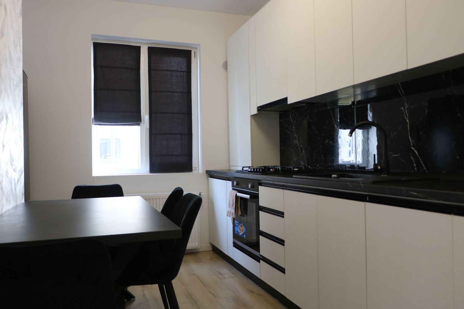 DRUMUL TABEREI-BRANCUSI, 2 CAMERE, ET. 4/6, BUCATARIE INCHISA, LIFT, DECOMANDAT - Poză 4