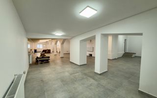 Vila spatioasa | Complet renovată | Central - Poză 6
