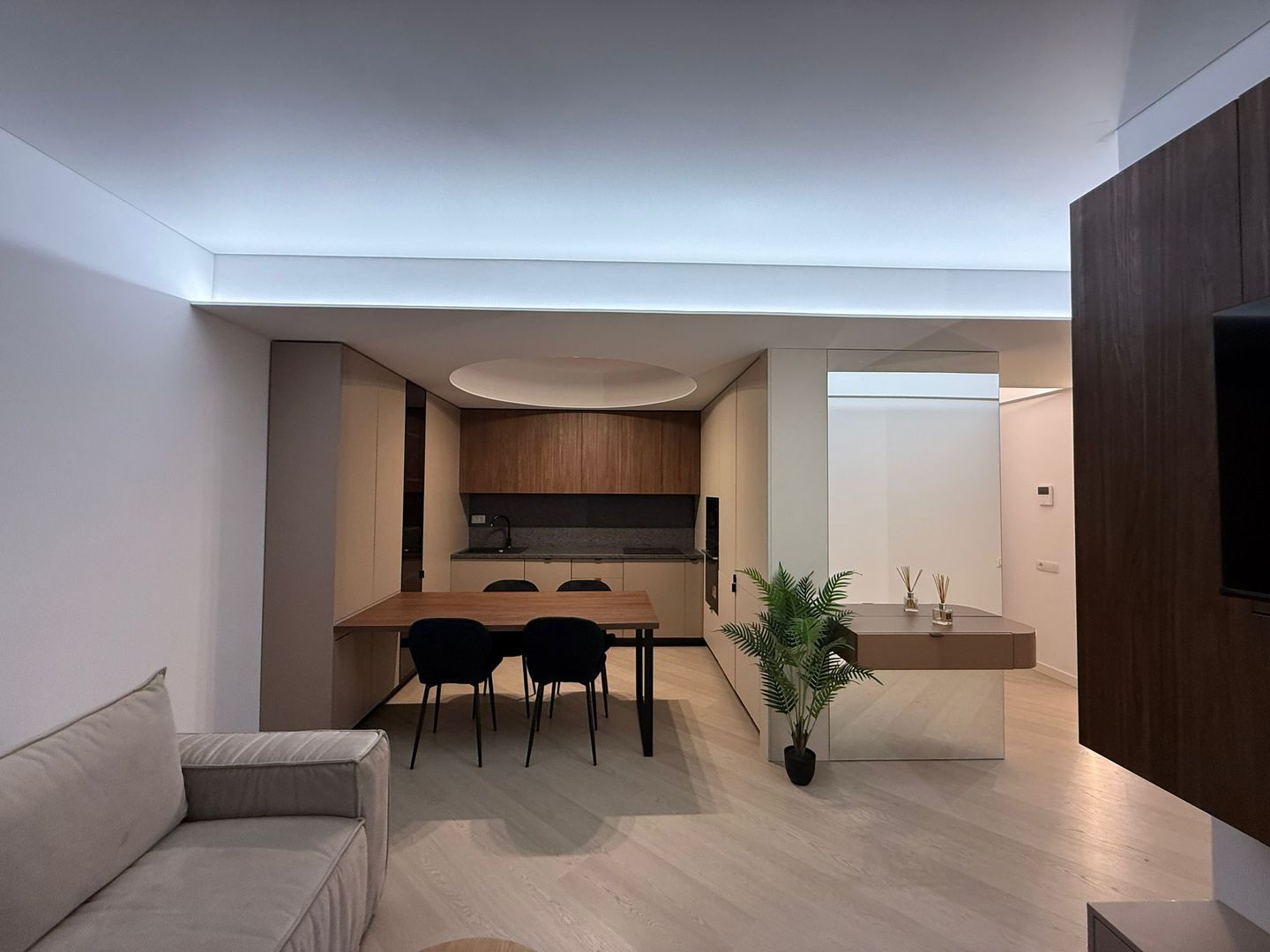 Apartament 3 camere cu chirias | Cortina North - Poză 1