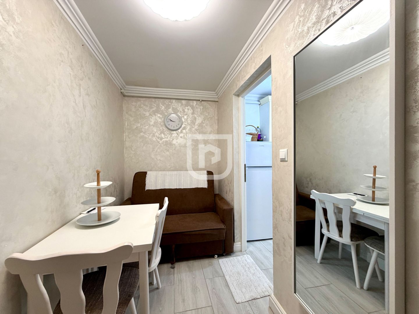 Garsoniera moderna 33mp, LUX ,mobilat si utilat - Poză 11