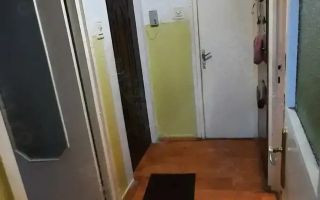 Vanzare apartament cu 3 camere în Cartierul Dâmbu Pietros. - Poză 1