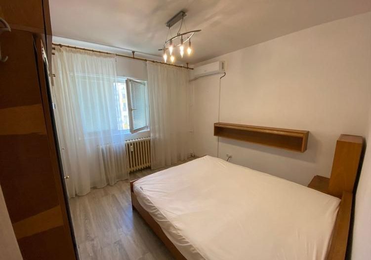 Apartament 4 camere,complet renovat, elegant și luminos | Zona Obor - Poză 11