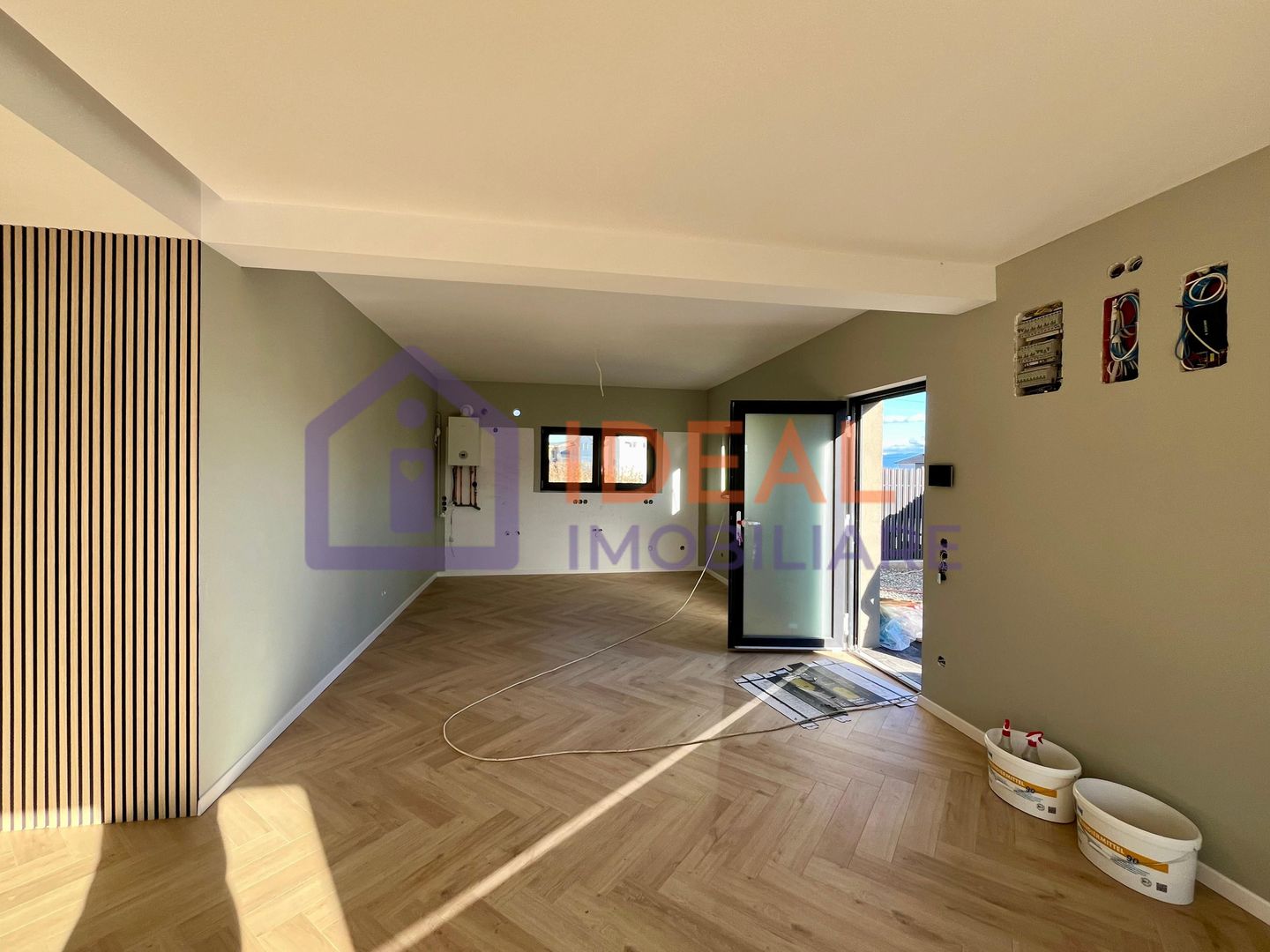 Apartament premium cu 4 camere și curte proprie – parter - Poză 2