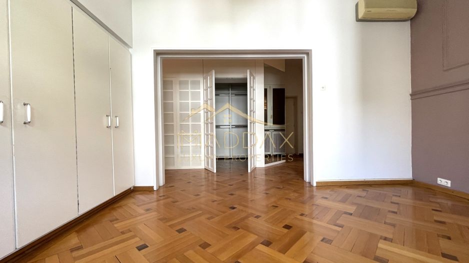 4 rooms ***203 SQM useful*** / 38 SQM terrace + garage / Primaverii - Poză 2