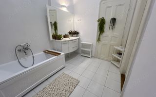 3 camere 104mp etaj 1 vedere in Piata Victoriei complet utilat si mobilat - Poză 5