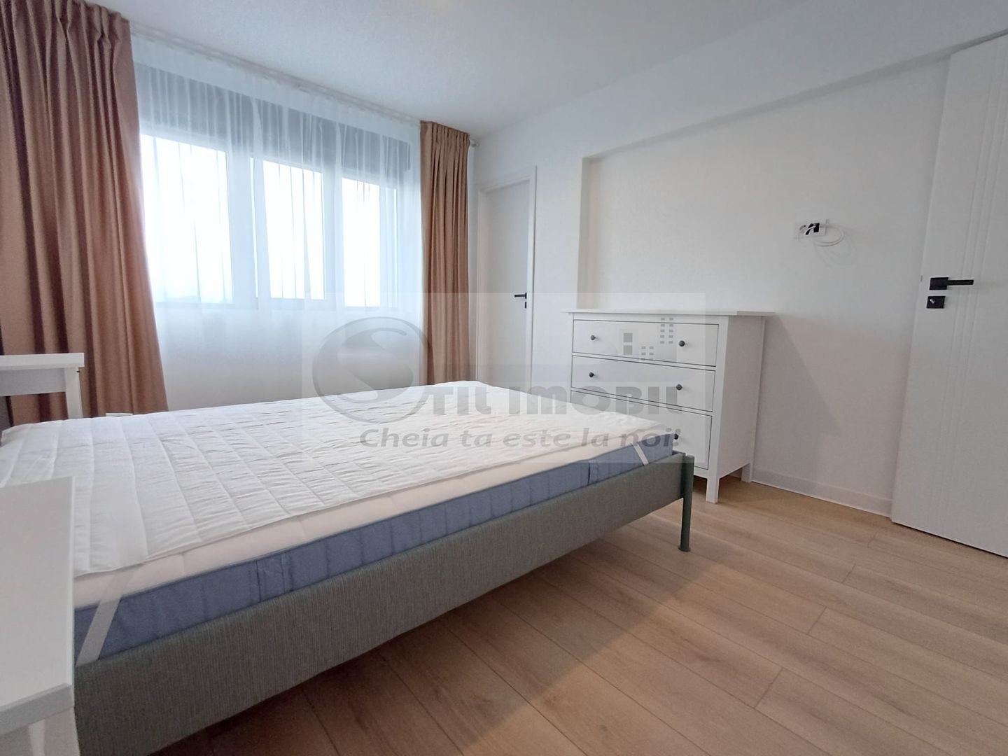 Apartament 2 camere – Podu Roș, la 3 minute de Palas Mall - Poză 2