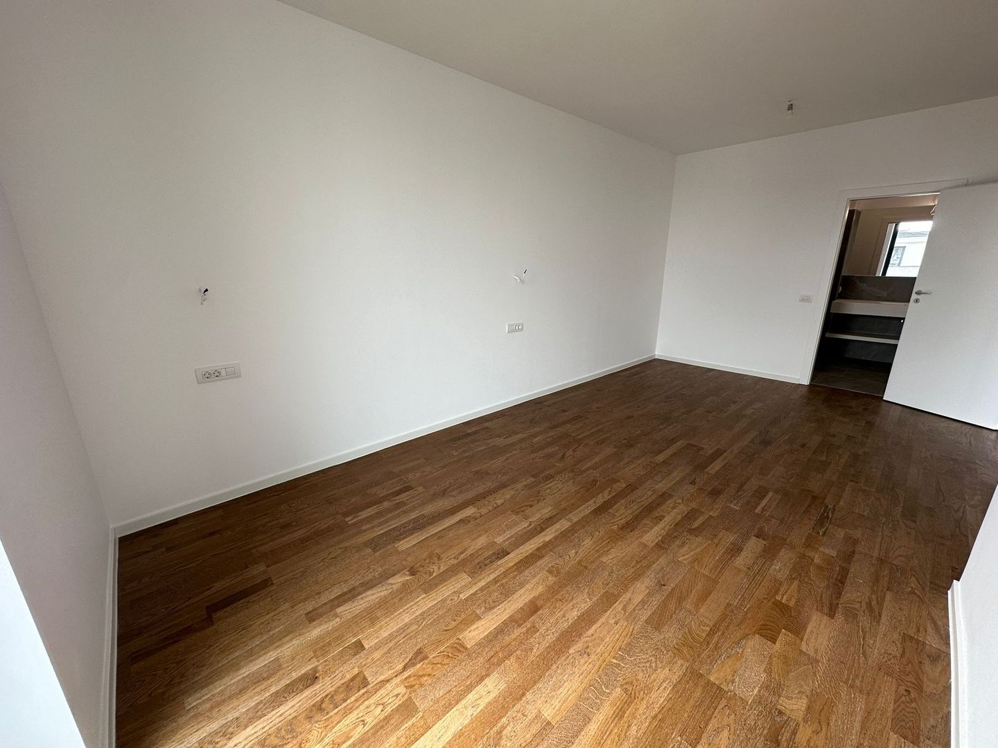 Apartament 3 camere - Complex The Ivy - loc parcare - Poză 3