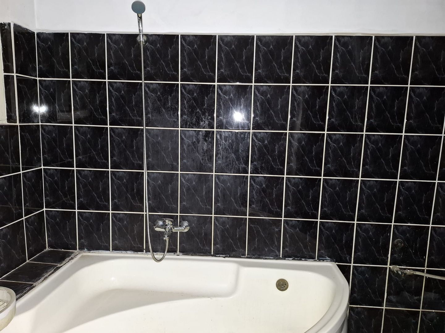 URGENT!, vila singur curte, TEREN IN PROPRIETATE, libera, NEGOCIABIL - Poză 12