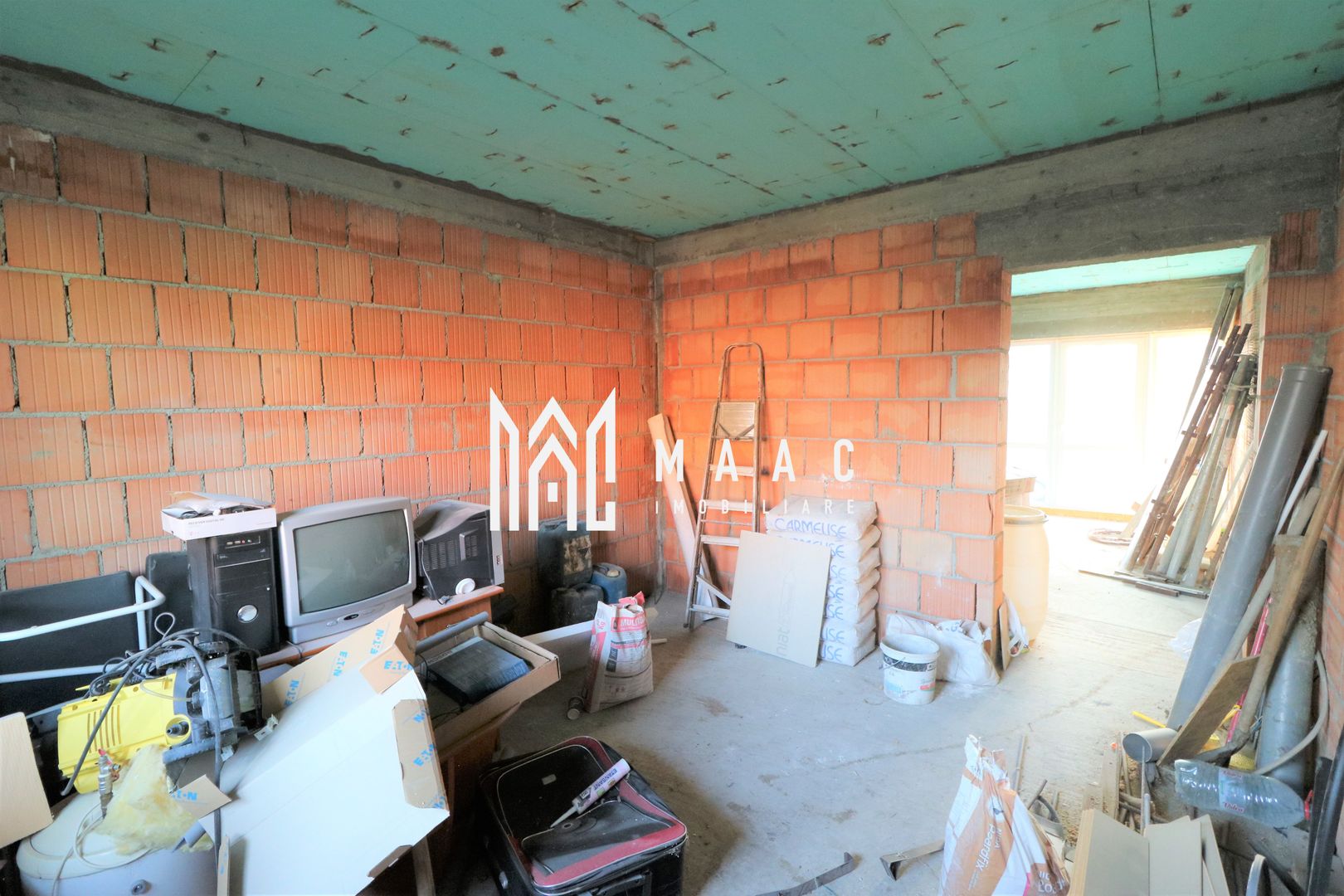 | Casa single | 4 dormitoare | Curte proprie | Cristian - Poză 8