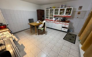 Casa cu 4 camere in zona Telegrafului - Poză 5