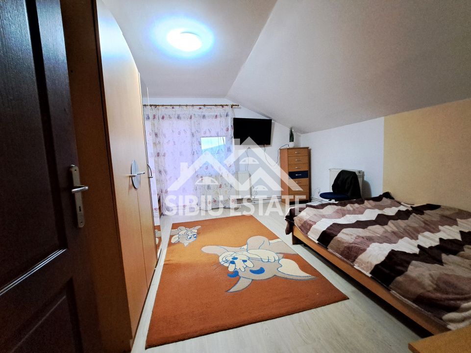 Casa Selimbar, pivnita mare, dormitor la parter - Poză 4