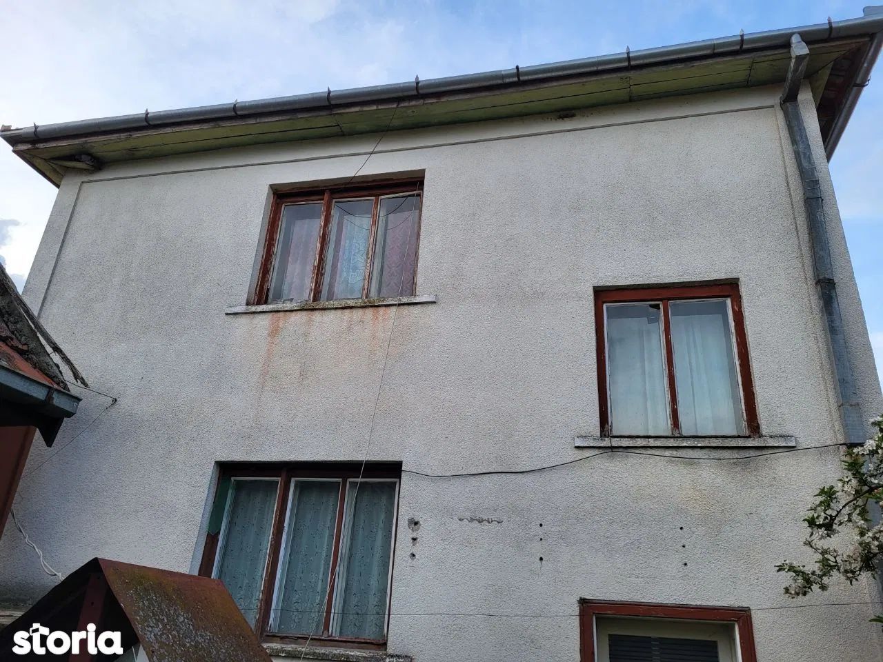 Ag EUROPA vinde casa cu etaj cu teren aferent de 10 ari în Lazuri. - Poză 4