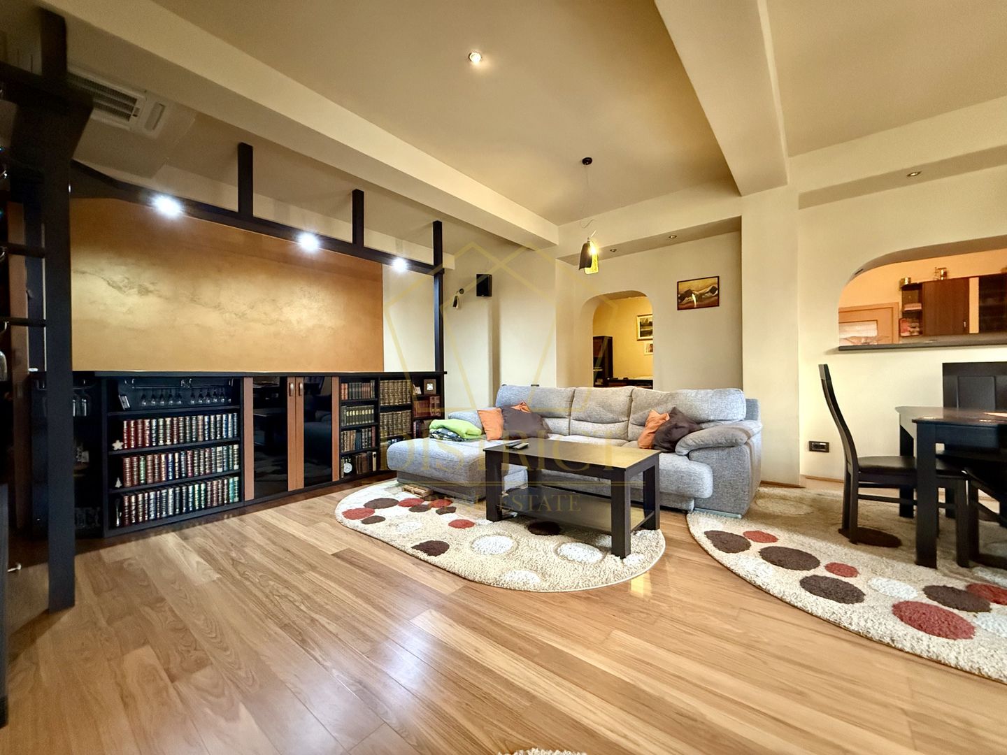 Vila impresionanta cu teren de 1431mp | Dumbravita - Poză 11