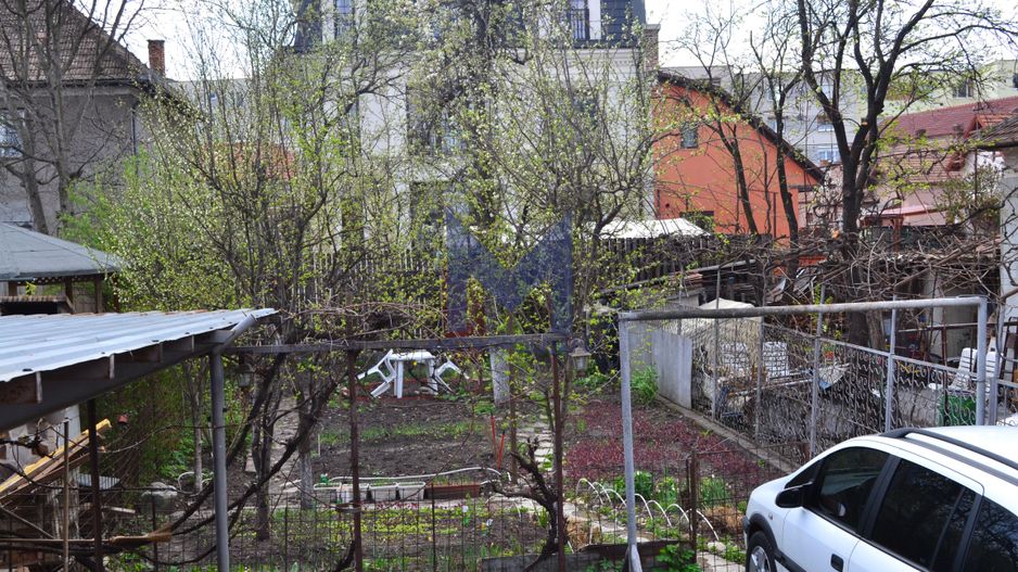 Apartament la casa de inchiriat aproape de centru - Poză 15