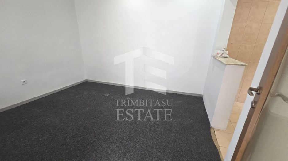 CENTRU- Casa ideala pentru birouri | studio | cabinet | gaz | curte - Poză 11