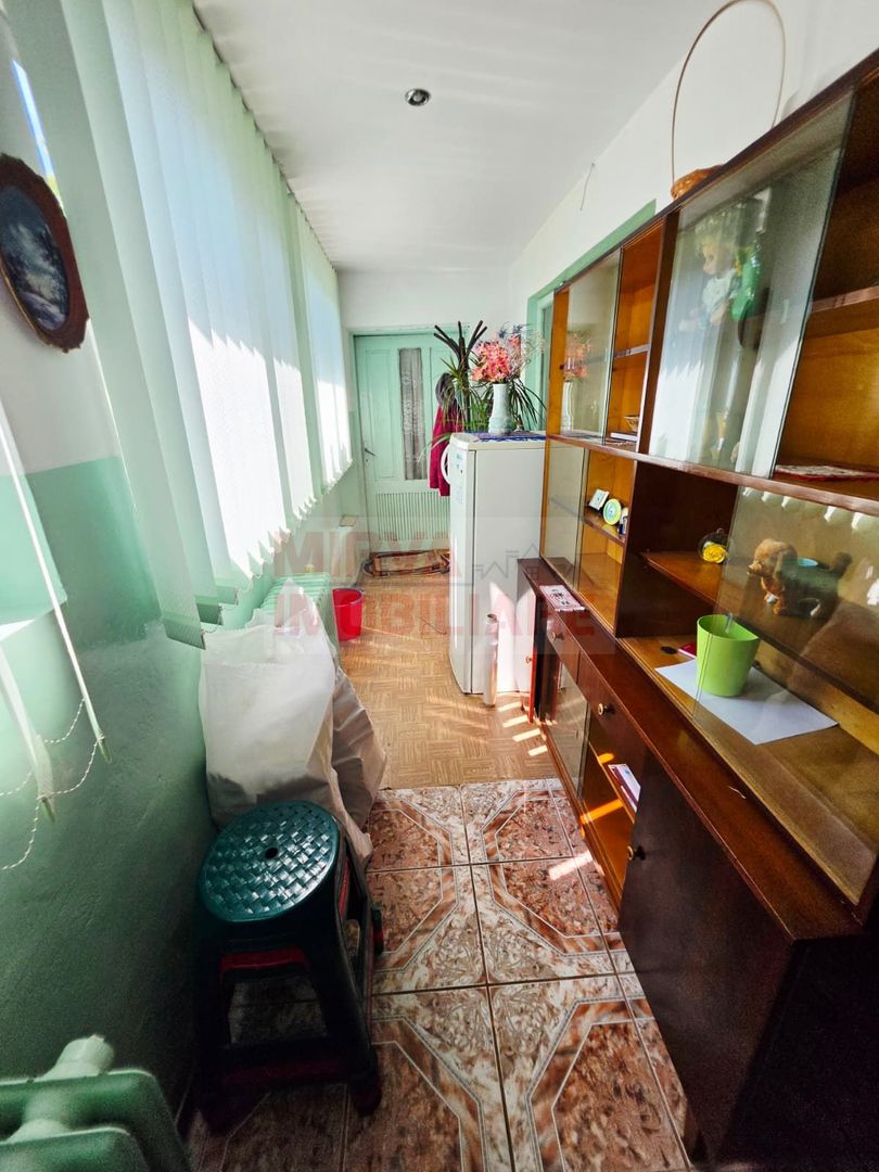 Casă 4 camere, teren 315 mp, garaj – Cantacuzino, Ploiești - Poză 36