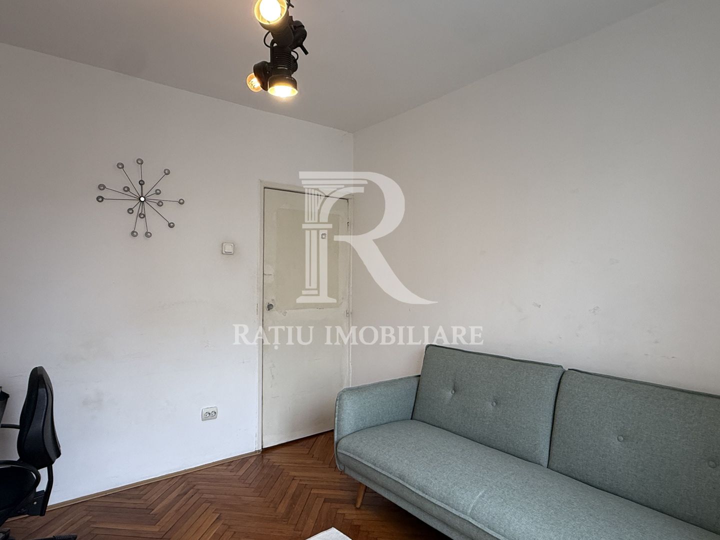 Apartament cu 3 camere | Decebal | Oradea - Poză 6