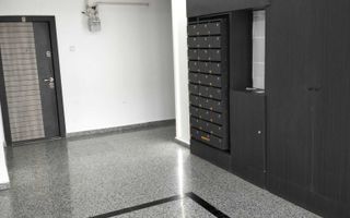 Vanzare apartament 2 camere - Poză 1