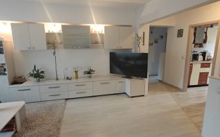 Apartament 4 camere de vânzare - Calea București, Brașov - Poză 3