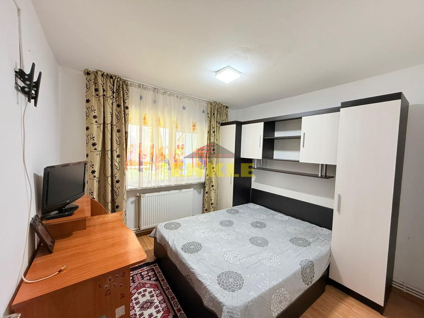 De vânzare apartament 2 camere - Str. Mihail Kogălniceanu - Poză 1