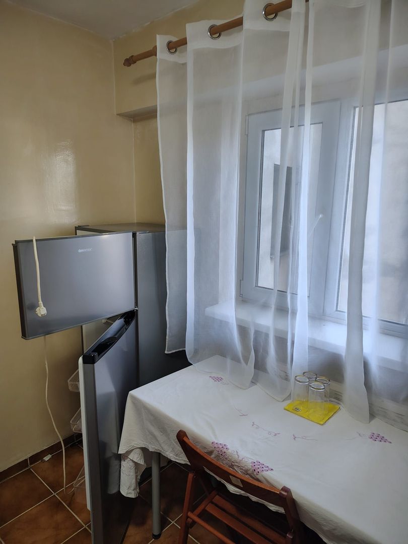 AP. 2 CAMERE- TIMPURI NOI, PET-FRIENDLY, MODERN, METROU 8 MINUTE - Poză 6