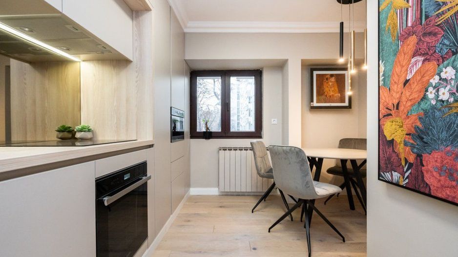 LUX, ULTRACENTRAL 4 cam / P-ta Victoriei-Guvern Str. Mexic - Poză 5