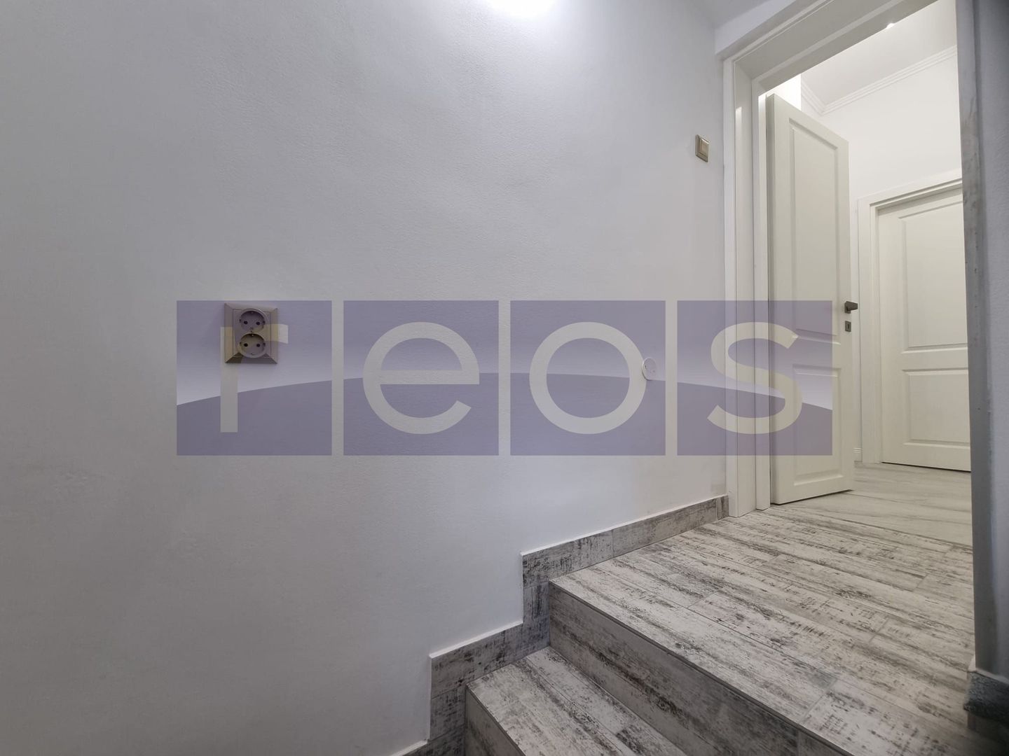 VANZARE - 3- CAMERE IN VILA INTERBELICA -TINERETULUI - Poză 16