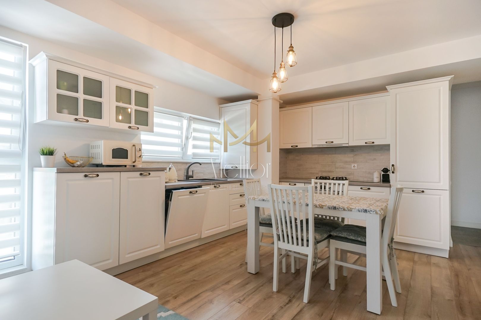 Apartament 2 dormitoare, terasa, parcare, 3 minute de Iulius Mall - Poză 2