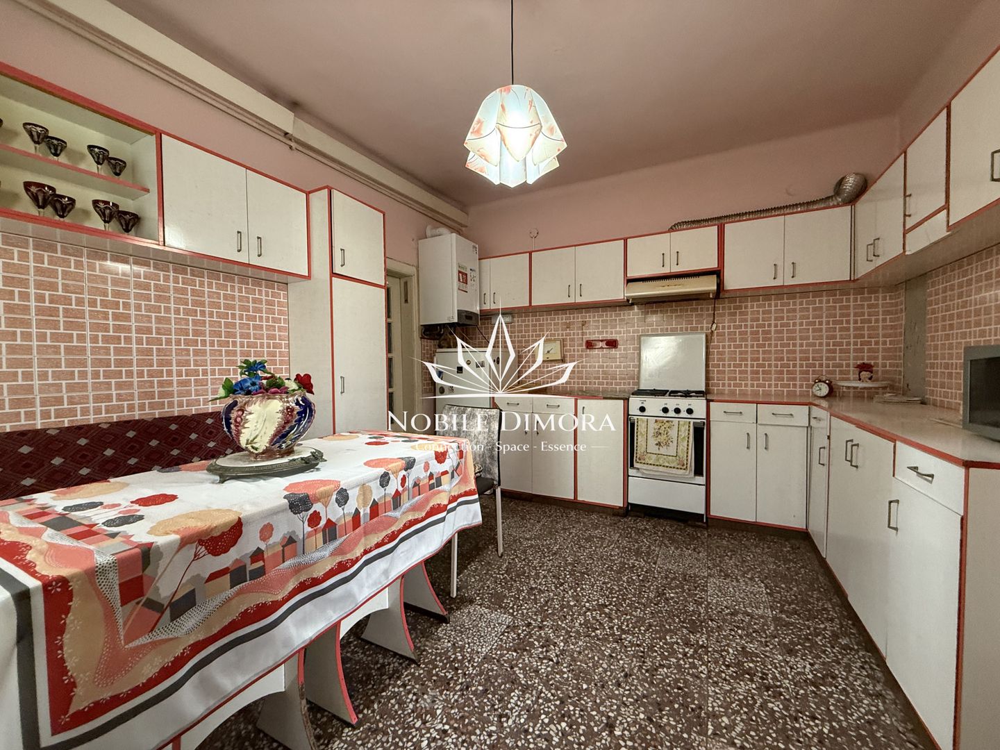 Casa spatioasa de 156mp cu 4 camere, teren de 237mp in Buzias - comision 0! - Poză 6