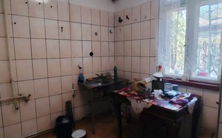 Casa de vanzare + teren in zona Jiului (Bucurestii Noi) - Poză 30