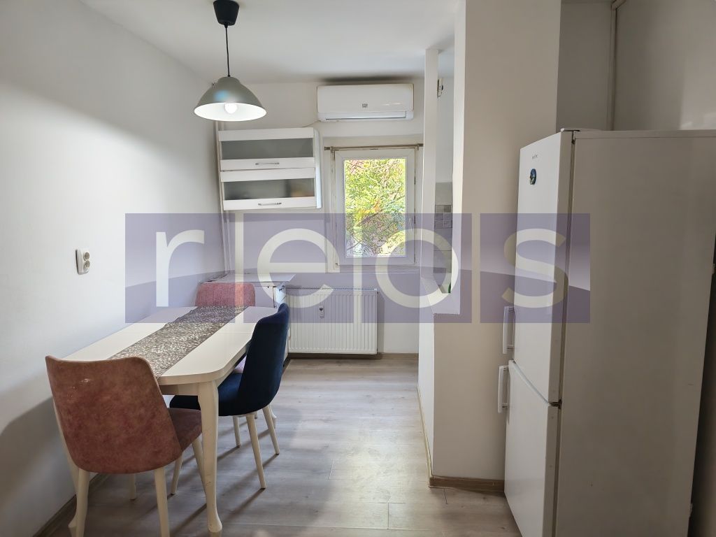 VANZARE GARSONIERA | 42MP | ZONA VITAN MALL - Poză 1