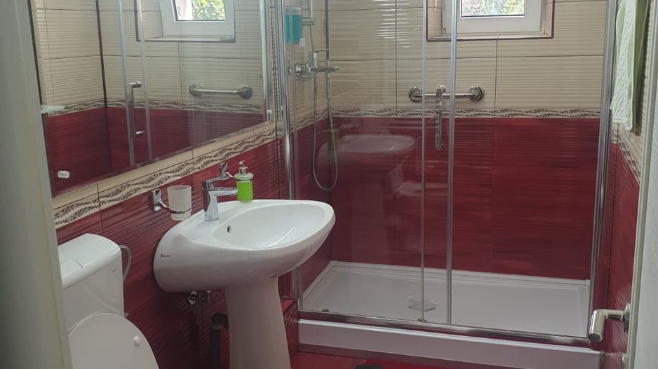 Vânzare Apartament 4 Camere /2 Minute de Mall Vitan Complet Renovat și Mobilat - Poză 5