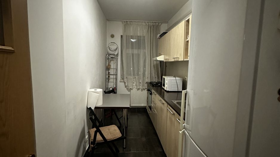 Apartament 2 camere, parcare inclusă, centrală, metrou, pet friendly - Poză 13