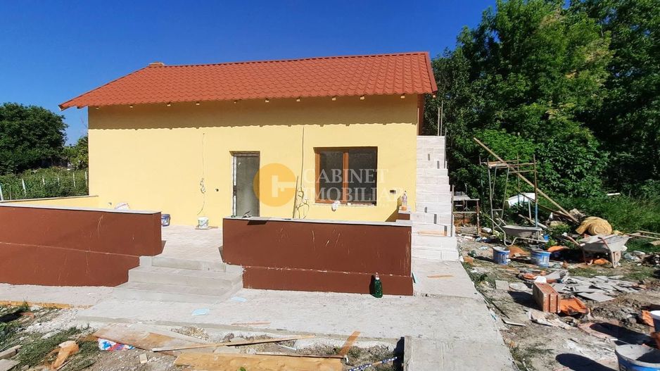 🏡Casă Plan Parter+Mansardă Voinești 60 mp utili + 400 mp teren - 59.900 Euro 💰 - Poză 2