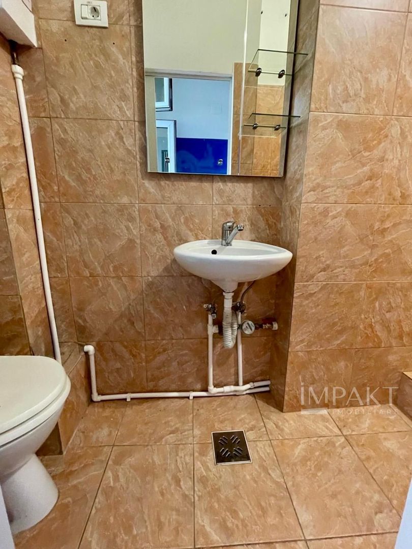 De inchiriat - Garsonieră 34 mp, Zonă Centrală - Poză 5