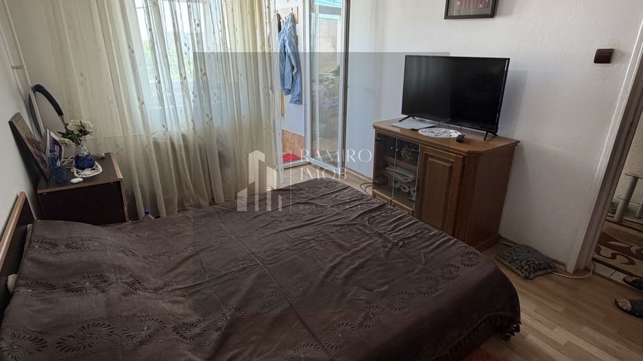 Apartament 2 camere decomandat Alexandru Obregia / Turnu Magurele - Poză 2